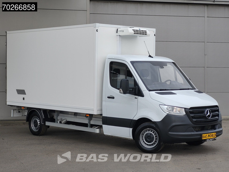 Mercedes-Benz Sprinter 315 CDI Koelwagen Achterdeuren Thermo King C-250 Airco MBUX CarPlay Koel Koeler Kühl Kühler Kühlwagen Kühlkoffer 17m3 Airco - Furgonas šaldytuvas: foto 5 Mercedes-Benz Sprinter 315 CDI Koelwagen Achterdeuren Thermo King C-250 Airco MBUX CarPlay Koel Koeler Kühl Kühler Kühlwagen Kühlkoffer 17m3 Airco - Furgonas šaldytuvas: foto 5