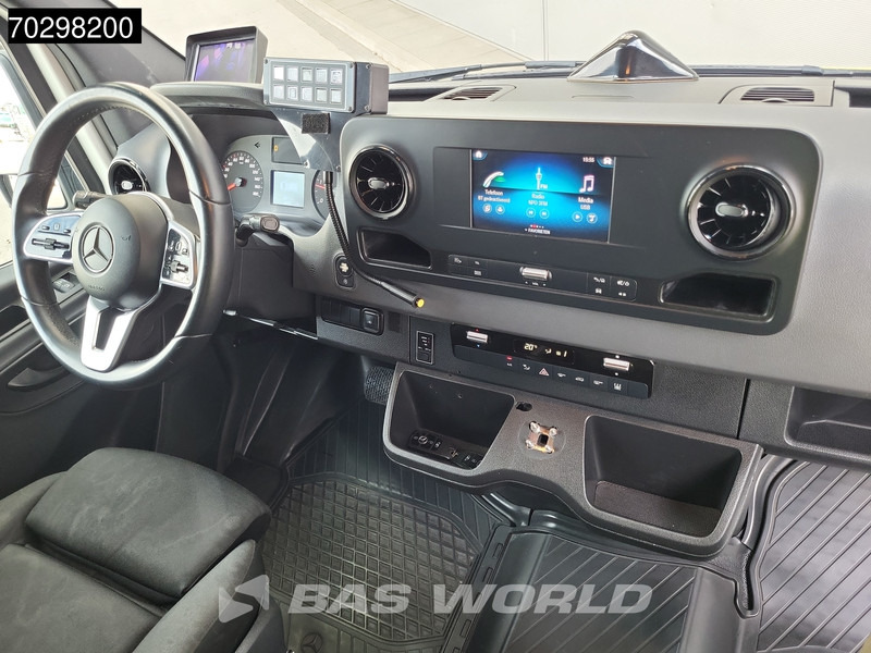 Greitosios pagalbos automobilis Mercedes-Benz Sprinter 316 CDI Ambulance Brancard Automaat Ziekenwagen Airco Cruise Camera Parkeersensoren Standkachel Euro6 Rettungswagen Krankenwagen: foto 20 Greitosios pagalbos automobilis Mercedes-Benz Sprinter 316 CDI Ambulance Brancard Automaat Ziekenwagen Airco Cruise Camera Parkeersensoren Standkachel Euro6 Rettungswagen Krankenwagen: foto 20