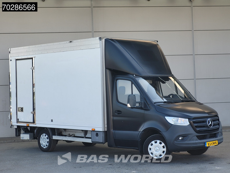 Mercedes-Benz Sprinter 316 CDI Laadklep Zijdeur Bakwagen Airco Cruise Euro6 Meubelbak Koffer 22m3 Airco Cruise control - Furgonas su krovinių dėže: foto 5 Mercedes-Benz Sprinter 316 CDI Laadklep Zijdeur Bakwagen Airco Cruise Euro6 Meubelbak Koffer 22m3 Airco Cruise control - Furgonas su krovinių dėže: foto 5