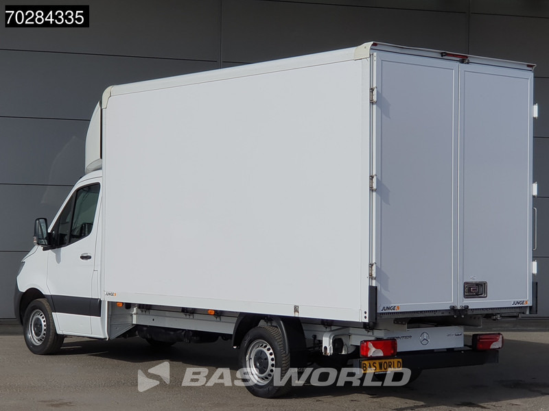 Mercedes-Benz Sprinter 317 CDI Automaat Bakwagen Achterdeuren Airco Camera Euro6 Meubelbak Koffer 21m3 Airco - Furgonas su krovinių dėže: foto 2 Mercedes-Benz Sprinter 317 CDI Automaat Bakwagen Achterdeuren Airco Camera Euro6 Meubelbak Koffer 21m3 Airco - Furgonas su krovinių dėže: foto 2