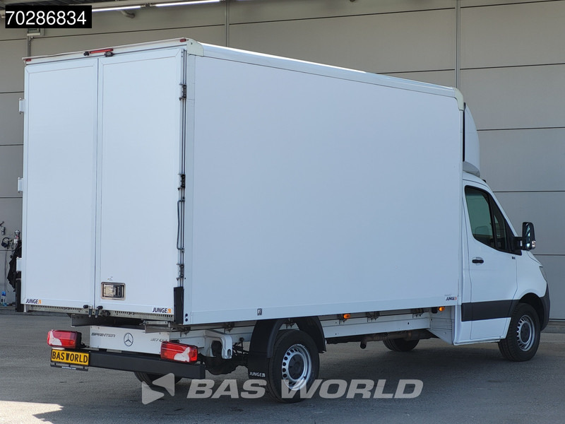 Mercedes-Benz Sprinter 317 CDI Automaat Bakwagen Achterdeuren Airco Camera Euro6 Meubelbak Koffer 21m3 Airco - Furgonas su krovinių dėže: foto 5 Mercedes-Benz Sprinter 317 CDI Automaat Bakwagen Achterdeuren Airco Camera Euro6 Meubelbak Koffer 21m3 Airco - Furgonas su krovinių dėže: foto 5