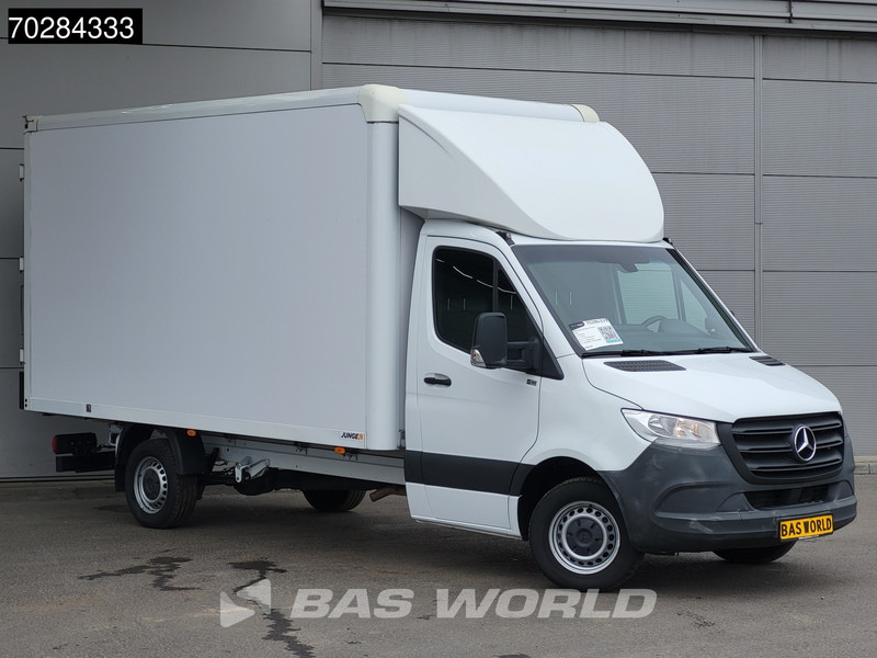 Mercedes-Benz Sprinter 317 CDI Automaat Bakwagen Achterdeuren Airco Camera Euro6 Meubelbak Koffer 21m3 Airco - Furgonas su krovinių dėže: foto 5 Mercedes-Benz Sprinter 317 CDI Automaat Bakwagen Achterdeuren Airco Camera Euro6 Meubelbak Koffer 21m3 Airco - Furgonas su krovinių dėže: foto 5