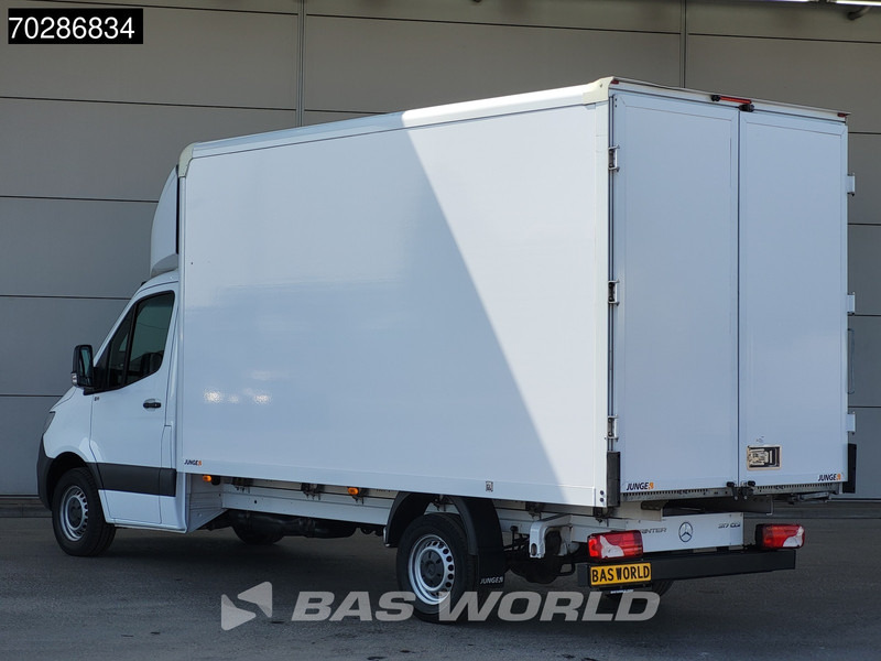 Mercedes-Benz Sprinter 317 CDI Automaat Bakwagen Achterdeuren Airco Camera Euro6 Meubelbak Koffer 21m3 Airco - Furgonas su krovinių dėže: foto 3 Mercedes-Benz Sprinter 317 CDI Automaat Bakwagen Achterdeuren Airco Camera Euro6 Meubelbak Koffer 21m3 Airco - Furgonas su krovinių dėže: foto 3