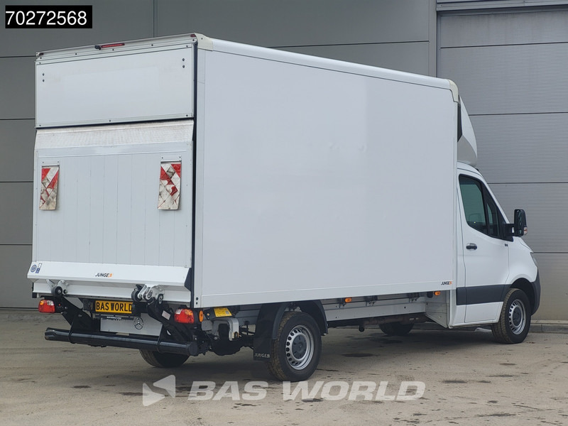 Mercedes-Benz Sprinter 317 CDI Automaat Bakwagen Laadklep Camera Airco Koffer Meubelbak 20m3 Airco - Furgonas su krovinių dėže: foto 5 Mercedes-Benz Sprinter 317 CDI Automaat Bakwagen Laadklep Camera Airco Koffer Meubelbak 20m3 Airco - Furgonas su krovinių dėže: foto 5