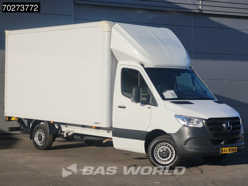 Mercedes-Benz Sprinter 317 CDI Automaat Bakwagen Laadklep Camera Airco Koffer Meubelbak 20m3 Airco - Furgonas su krovinių dėže: foto 2 Mercedes-Benz Sprinter 317 CDI Automaat Bakwagen Laadklep Camera Airco Koffer Meubelbak 20m3 Airco - Furgonas su krovinių dėže: foto 2