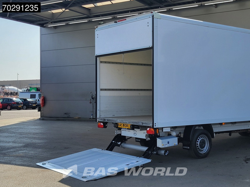 Mercedes-Benz Sprinter 317 CDI Automaat Bakwagen Laadklep Camera Airco Koffer Meubelbak 21m3 Airco - Furgonas su krovinių dėže: foto 5 Mercedes-Benz Sprinter 317 CDI Automaat Bakwagen Laadklep Camera Airco Koffer Meubelbak 21m3 Airco - Furgonas su krovinių dėže: foto 5
