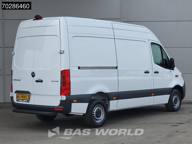 Mercedes-Benz Sprinter 317 CDI Automaat L2H2 170PK Navi Airco Cruise Camera Parkeersensoren MBUX CarPlay Euro6 L2 12m3 Airco Cruise control - Krovininis mikroautobusas: foto 5 Mercedes-Benz Sprinter 317 CDI Automaat L2H2 170PK Navi Airco Cruise Camera Parkeersensoren MBUX CarPlay Euro6 L2 12m3 Airco Cruise control - Krovininis mikroautobusas: foto 5