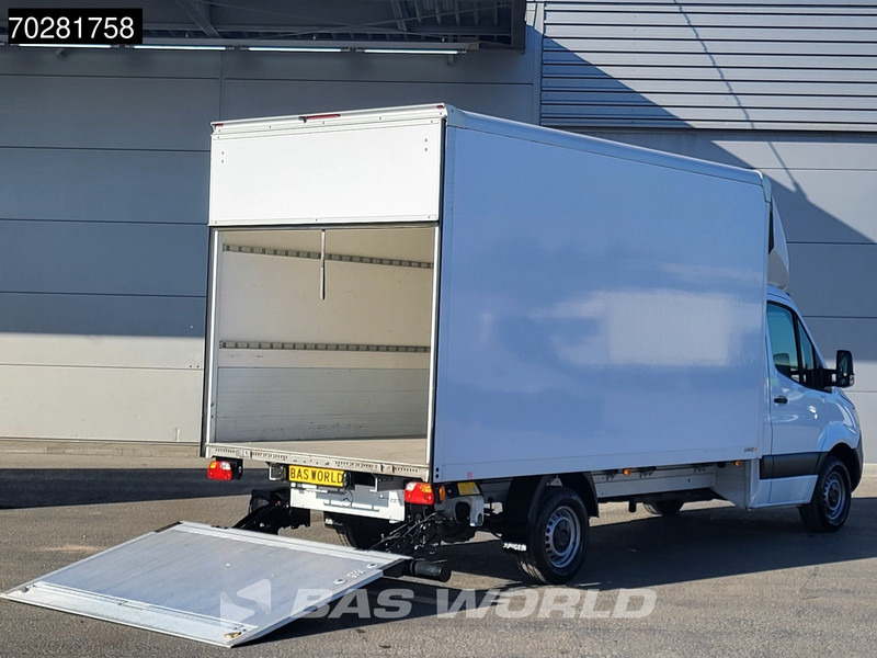 Mercedes-Benz Sprinter 317 CDI Automaat Laadklep Bakwagen Airco Camera Euro6 Meubelbak Koffer Airco - Furgonas su krovinių dėže: foto 3 Mercedes-Benz Sprinter 317 CDI Automaat Laadklep Bakwagen Airco Camera Euro6 Meubelbak Koffer Airco - Furgonas su krovinių dėže: foto 3