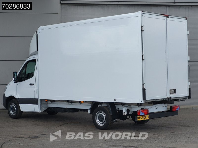 Mercedes-Benz Sprinter 317 CDI Bakwagen Automaat Achterdeuren Airco Camera Euro6 Meubelbak Koffer 21m3 Airco - Furgonas su krovinių dėže: foto 2 Mercedes-Benz Sprinter 317 CDI Bakwagen Automaat Achterdeuren Airco Camera Euro6 Meubelbak Koffer 21m3 Airco - Furgonas su krovinių dėže: foto 2