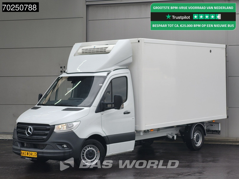 Mercedes-Benz Sprinter 317 CDI Koelwagen Automaat Zijdeur 2025-Model Thermo King V-300max 230v-Stekker 170PK Airco Cruise MBUX CarPlay Euro6 Koel Koele - Furgonas šaldytuvas: foto 1 Mercedes-Benz Sprinter 317 CDI Koelwagen Automaat Zijdeur 2025-Model Thermo King V-300max 230v-Stekker 170PK Airco Cruise MBUX CarPlay Euro6 Koel Koele - Furgonas šaldytuvas: foto 1