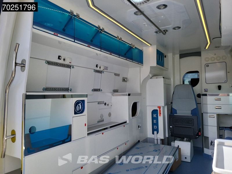 Mercedes-Benz Sprinter 319 CDI Automaat L2H2 New! Ambulance Ziekenwagen Rettungswagen Krankenwagen 10m3 Airco Cruise control - Greitosios pagalbos automobilis: foto 5 Mercedes-Benz Sprinter 319 CDI Automaat L2H2 New! Ambulance Ziekenwagen Rettungswagen Krankenwagen 10m3 Airco Cruise control - Greitosios pagalbos automobilis: foto 5