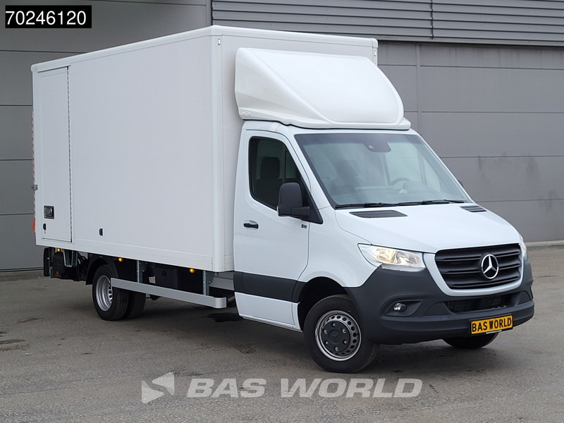 Mercedes-Benz Sprinter 515 CDI Automaat 1000kg Laadklep Dubbellucht Bakwagen MBUX Airco Cruise MBUX Koffer Meubelbak 21m3 Airco Cruise control - Furgonas su krovinių dėže: foto 2 Mercedes-Benz Sprinter 515 CDI Automaat 1000kg Laadklep Dubbellucht Bakwagen MBUX Airco Cruise MBUX Koffer Meubelbak 21m3 Airco Cruise control - Furgonas su krovinių dėže: foto 2
