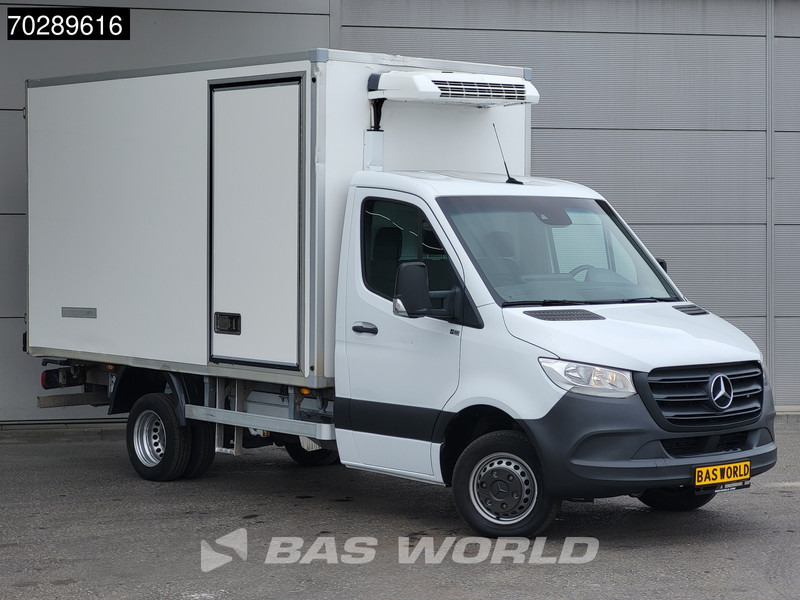 Mercedes-Benz Sprinter 515 CDI Koelwagen Dubbellucht Zijdeur Thermo King 230v-Stekker Airco Cruise Euro6 Koel Koeler Kühl Kühler Kühlwagen Bakwagen Gek - Furgonas šaldytuvas: foto 3 Mercedes-Benz Sprinter 515 CDI Koelwagen Dubbellucht Zijdeur Thermo King 230v-Stekker Airco Cruise Euro6 Koel Koeler Kühl Kühler Kühlwagen Bakwagen Gek - Furgonas šaldytuvas: foto 3