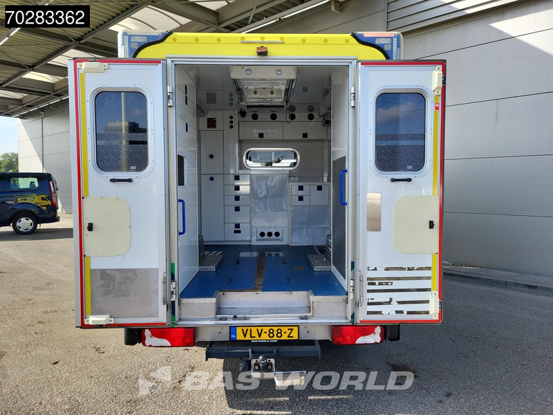 Mercedes-Benz Sprinter 519 CDI MARGE! 3.0L V6 Automaat 190PK Ambulance Trekhaak Airco Cruise APK 02-2026 Euro6 Rettungswagen Krankenwagen 13m3 Airco Tr - Greitosios pagalbos automobilis: foto 3 Mercedes-Benz Sprinter 519 CDI MARGE! 3.0L V6 Automaat 190PK Ambulance Trekhaak Airco Cruise APK 02-2026 Euro6 Rettungswagen Krankenwagen 13m3 Airco Tr - Greitosios pagalbos automobilis: foto 3