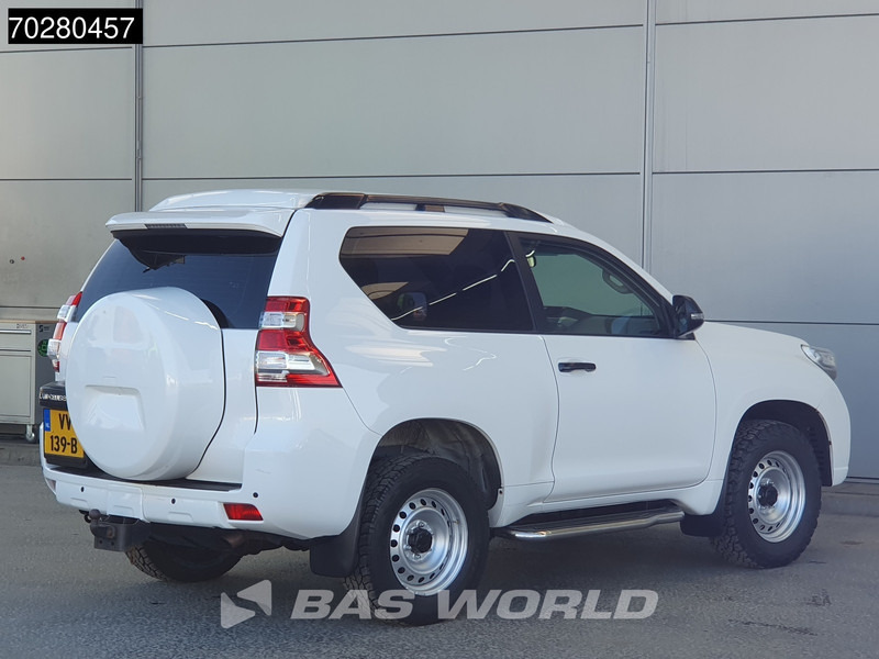 Toyota Land Cruiser 2.8 D-4D 177 PK Euro6 3DRS VAN 3.5t trekhaak Warn Lier Airco PDC 2m3 Airco Trekhaak - Mažas furgonas: foto 5 Toyota Land Cruiser 2.8 D-4D 177 PK Euro6 3DRS VAN 3.5t trekhaak Warn Lier Airco PDC 2m3 Airco Trekhaak - Mažas furgonas: foto 5