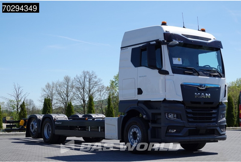 MAN TGX 26.520 TGX 6X2 Lift-Steering Axle Euro 6 - Važiuoklės sunkvežimis: foto 3 MAN TGX 26.520 TGX 6X2 Lift-Steering Axle Euro 6 - Važiuoklės sunkvežimis: foto 3