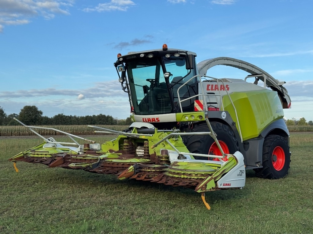 Claas Jaguar 950 Allrad + Claas Orbis 750 - Pašarų kombainas: foto 3 Claas Jaguar 950 Allrad + Claas Orbis 750 - Pašarų kombainas: foto 3