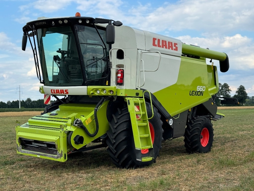 Claas Lexion 660 + claas vario 750 - Derliaus nuėmimo kombainas: foto 2 Claas Lexion 660 + claas vario 750 - Derliaus nuėmimo kombainas: foto 2