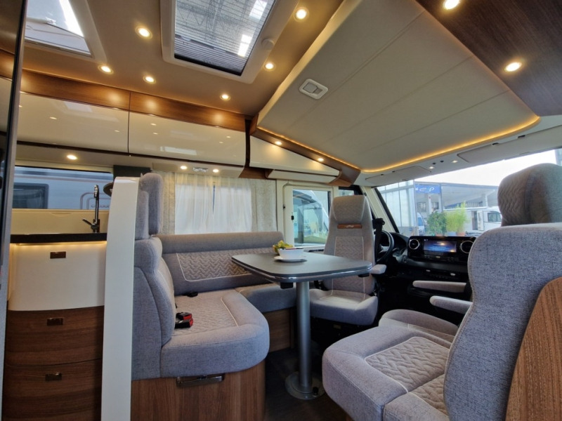 Carthago Carthago C2 Tourer I Mercedes 145 RB-LE - Integruotas kemperis: foto 4 Carthago Carthago C2 Tourer I Mercedes 145 RB-LE - Integruotas kemperis: foto 4