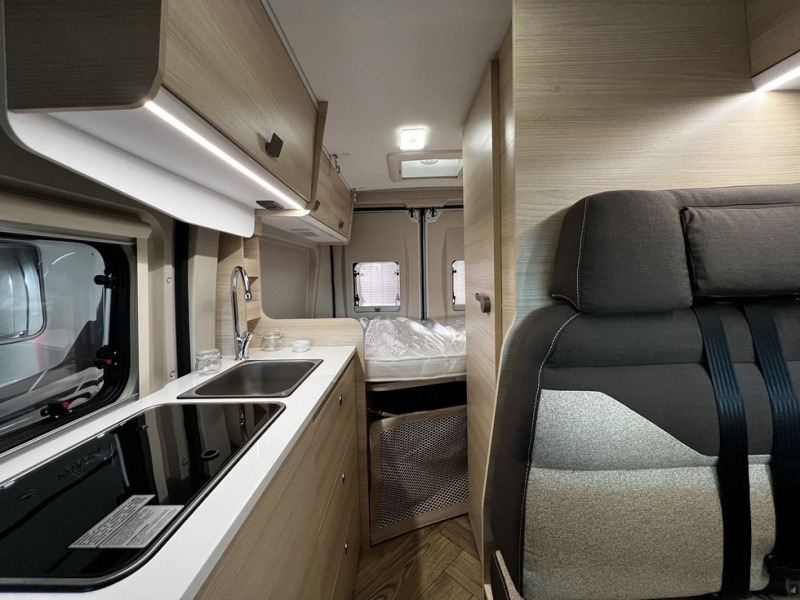 Chausson V594S First Line - Mikroautobusas kemperis: foto 4 Chausson V594S First Line - Mikroautobusas kemperis: foto 4