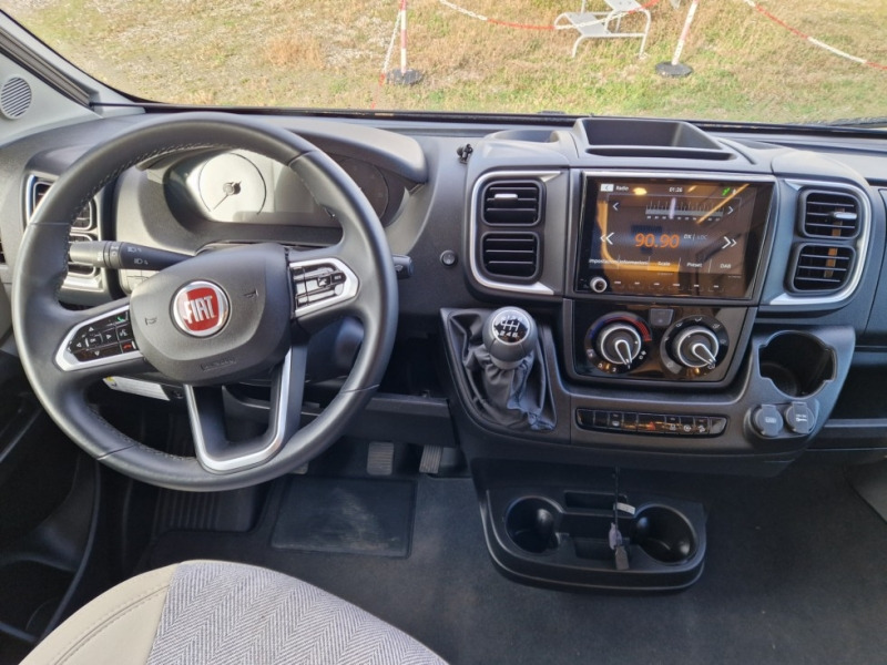 Etrusco T 7400 SBC - Pusiau integruotas kemperis: foto 5 Etrusco T 7400 SBC - Pusiau integruotas kemperis: foto 5