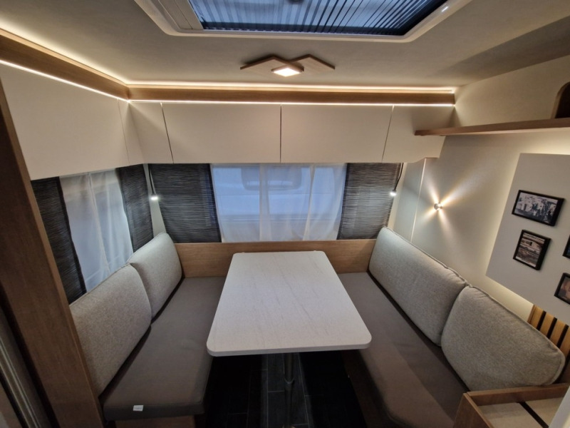 Tabbert Senara 460 E 2,3 - Prikabinamas namelis: foto 5 Tabbert Senara 460 E 2,3 - Prikabinamas namelis: foto 5