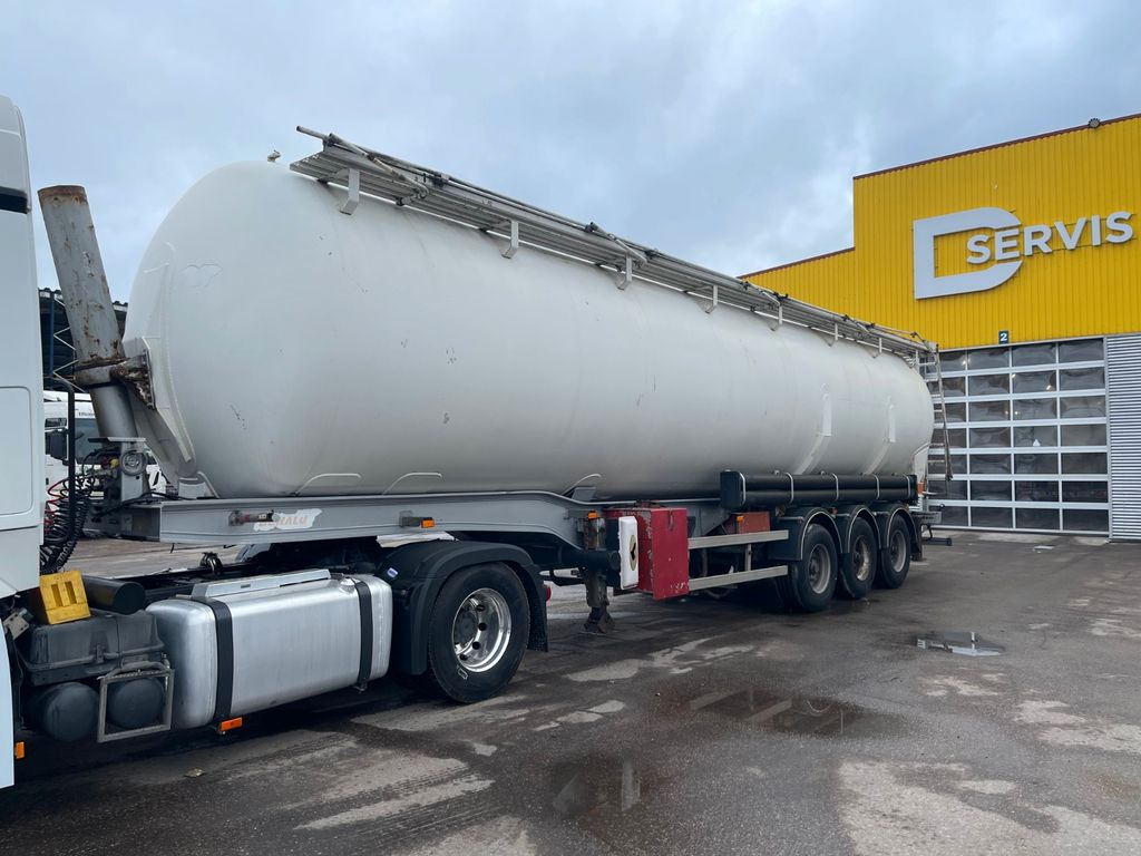 Benalu SILO 60 - Silo cisterna: foto 4 Benalu SILO 60 - Silo cisterna: foto 4