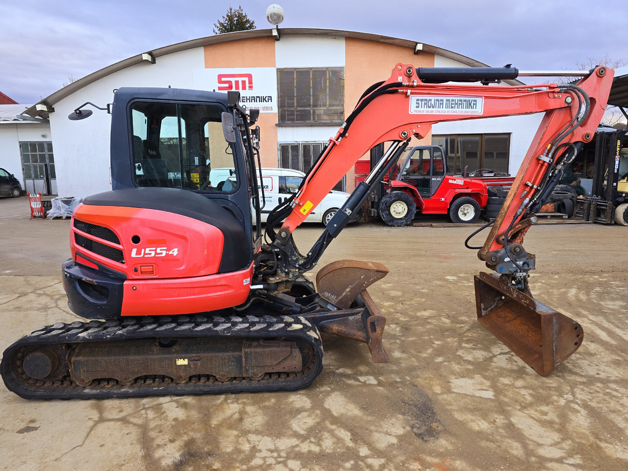 Mini ekskavatorius Kubota U55-4: foto 1