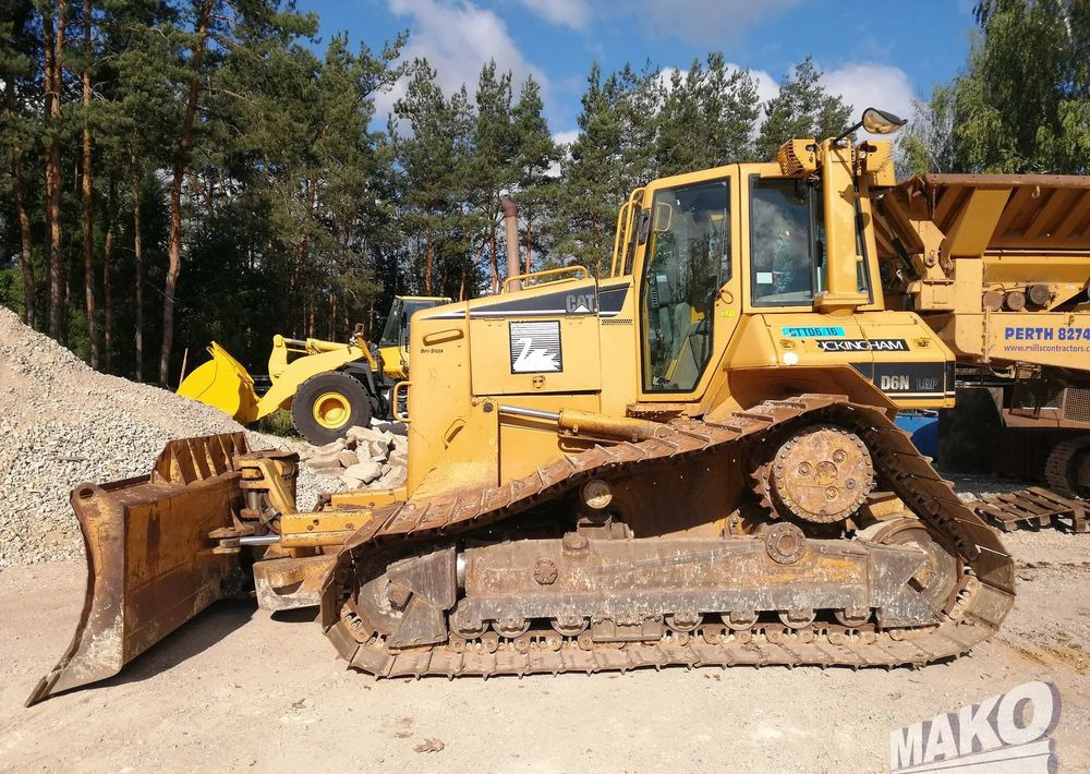 Caterpillar D6N LGP - Buldozeris: foto 2 Caterpillar D6N LGP - Buldozeris: foto 2