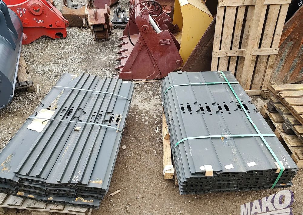 Klepki płyty gąsienic 140cm NOWE - Vikšrai - Statybinė technika: foto 3 Klepki płyty gąsienic 140cm NOWE - Vikšrai - Statybinė technika: foto 3