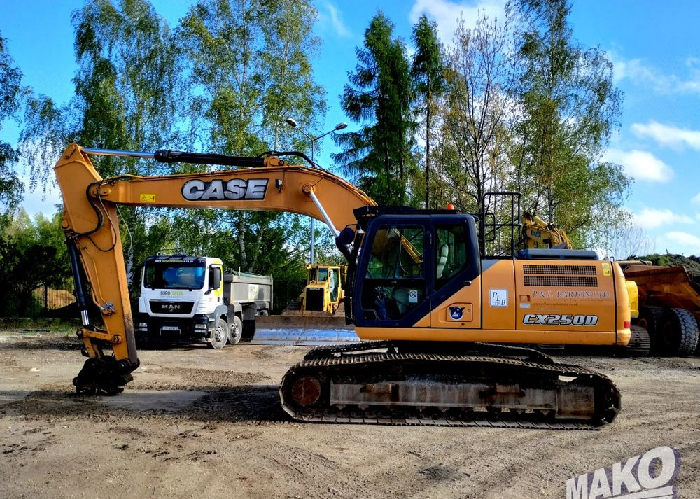 Komatsu CX 250 D - Vikšrinis ekskavatorius: foto 1 Komatsu CX 250 D - Vikšrinis ekskavatorius: foto 1