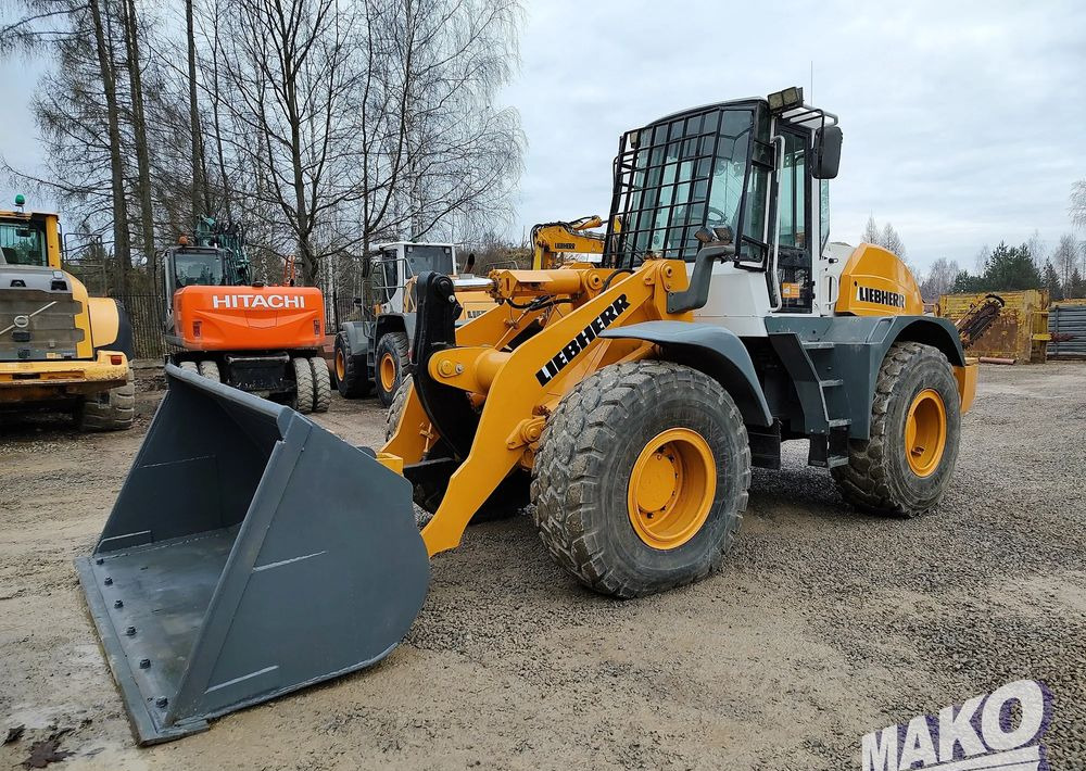 Liebherr L534 - Ratinis krautuvas: foto 1 Liebherr L534 - Ratinis krautuvas: foto 1
