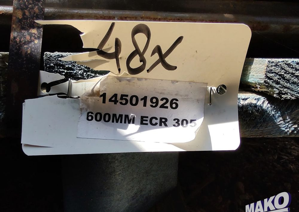 NOWE klepki płyty gąsienic Volvo 60cm 600mm - Vikšrai - Statybinė technika: foto 3 NOWE klepki płyty gąsienic Volvo 60cm 600mm - Vikšrai - Statybinė technika: foto 3