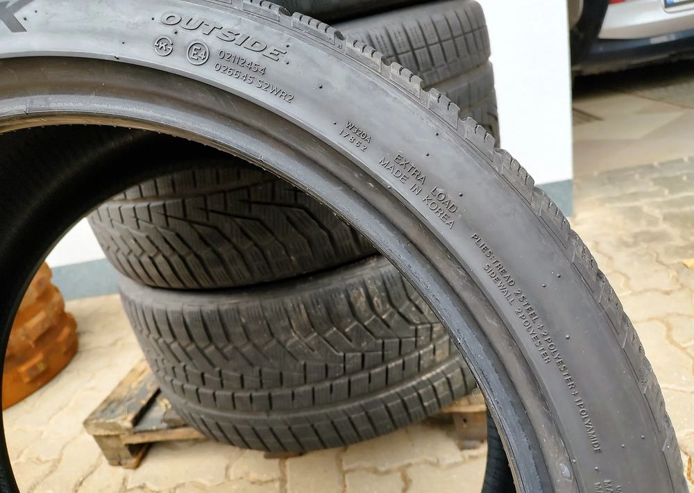 Opony zimowe Hankook Winter i*cept evo2 SUV 295/35R23 108W M+S - Padanga - Lengvasis automobilis: foto 3 Opony zimowe Hankook Winter i*cept evo2 SUV 295/35R23 108W M+S - Padanga - Lengvasis automobilis: foto 3