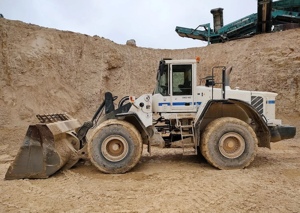 Volvo L180E - Ratinis krautuvas: foto 2 Volvo L180E - Ratinis krautuvas: foto 2
