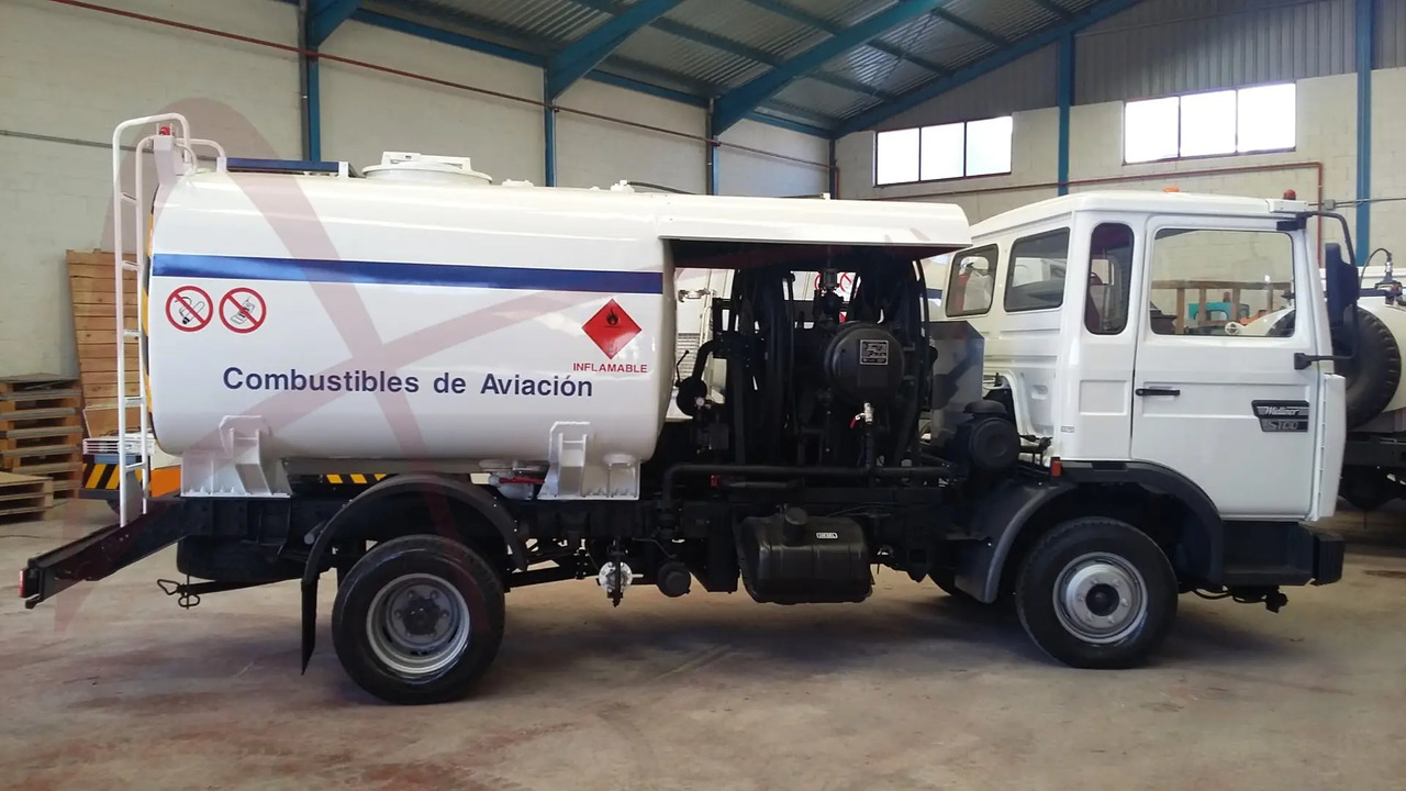 AVGAS B-100 - Autocisterna: foto 1 AVGAS B-100 - Autocisterna: foto 1