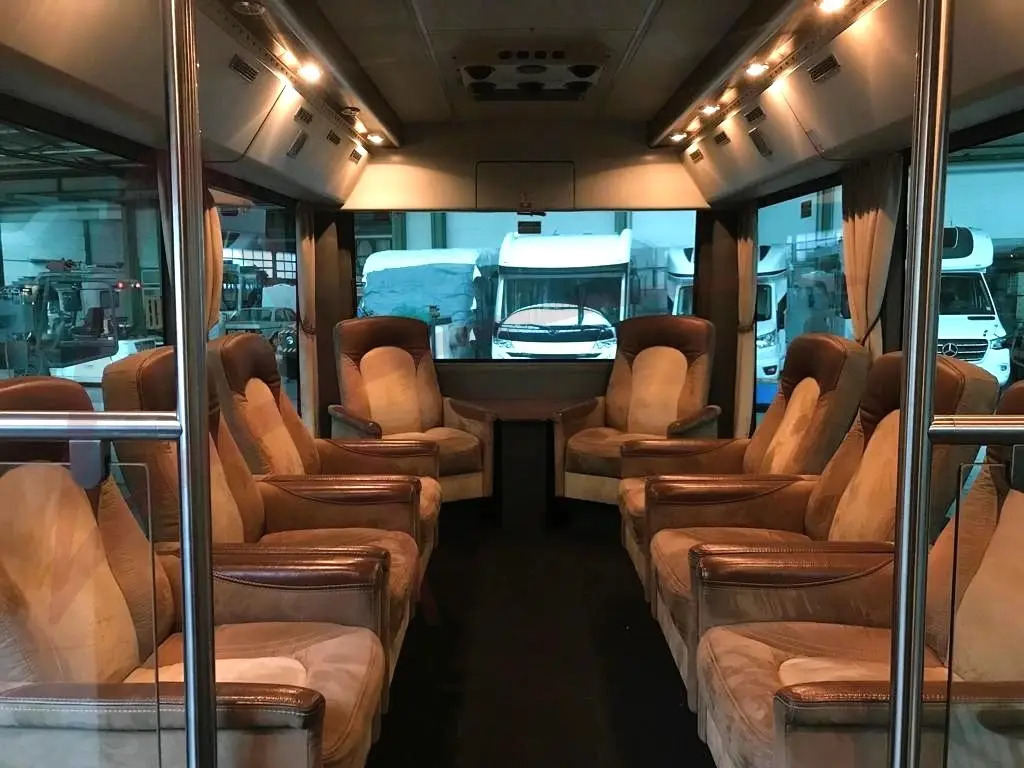 CONTRAC COBUS 2400 - Oro uosto autobusas: foto 3 CONTRAC COBUS 2400 - Oro uosto autobusas: foto 3