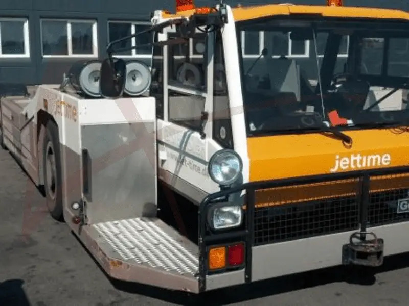 GOLDHOFER AST-2 - Orlaivių vilkikas: foto 3 GOLDHOFER AST-2 - Orlaivių vilkikas: foto 3