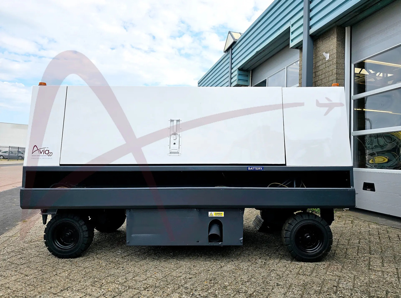 HITZINGER GPU120D - Orlaivio GPU: foto 1 HITZINGER GPU120D - Orlaivio GPU: foto 1