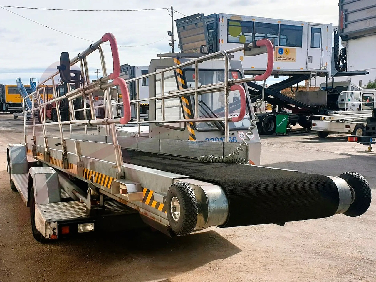 ROFAN FP-9 - Transporto priemonė su juostiniu konvejeriu: foto 3 ROFAN FP-9 - Transporto priemonė su juostiniu konvejeriu: foto 3