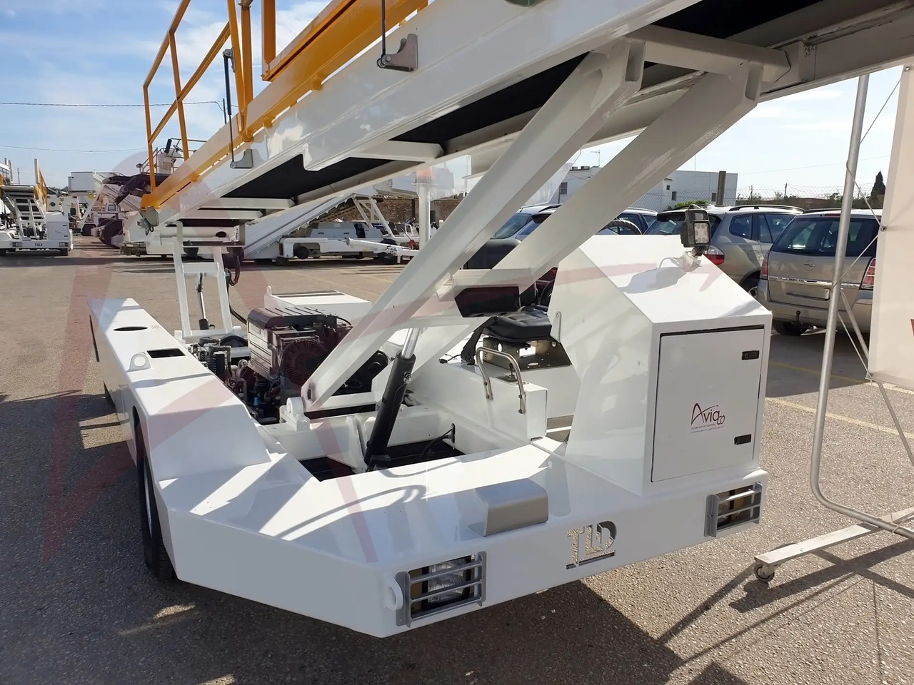 TLD NBL-D - Transporto priemonė su juostiniu konvejeriu: foto 3 TLD NBL-D - Transporto priemonė su juostiniu konvejeriu: foto 3