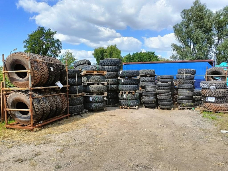 Banden landbouwbanden michelin dunlop 9.5R17.5 + 2 - Padangos ir ratlankiai - Statybinė technika: foto 1 Banden landbouwbanden michelin dunlop 9.5R17.5 + 2 - Padangos ir ratlankiai - Statybinė technika: foto 1