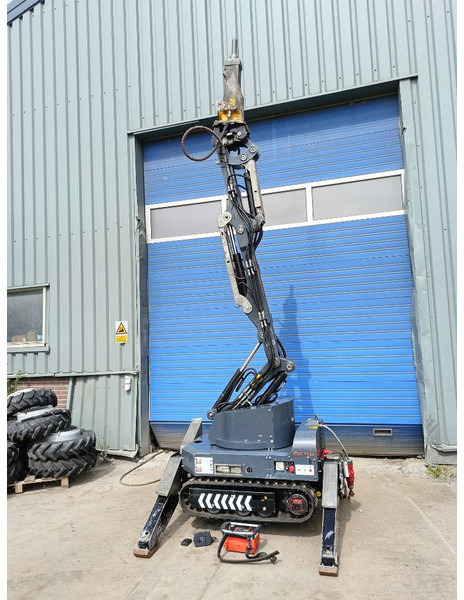 Brokk euroimplementos RDC1510 180 husqvarna robot remote - Vikšrinis ekskavatorius: foto 2 Brokk euroimplementos RDC1510 180 husqvarna robot remote - Vikšrinis ekskavatorius: foto 2