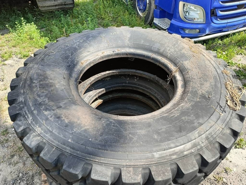 Michelin 12.00R20 , 14.00R20, 335/80R20 , 395/85R2 365/80R2 - Padangos ir ratlankiai - Statybinė technika: foto 3 Michelin 12.00R20 , 14.00R20, 335/80R20 , 395/85R2 365/80R2 - Padangos ir ratlankiai - Statybinė technika: foto 3