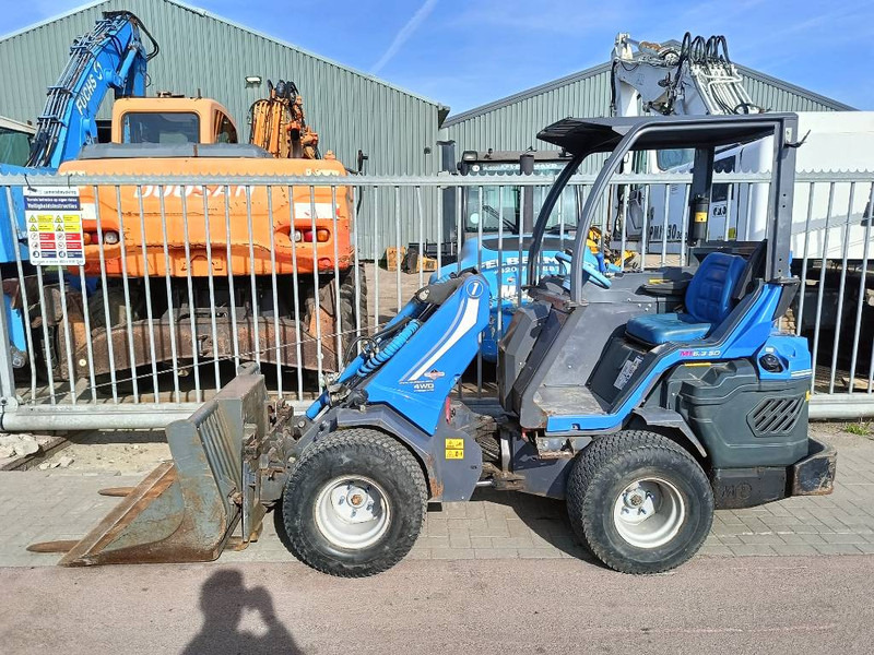 MultiOne 6.3 SD minishovel loader lader 4x4 uitschuifmast - Ratinis krautuvas: foto 1 MultiOne 6.3 SD minishovel loader lader 4x4 uitschuifmast - Ratinis krautuvas: foto 1