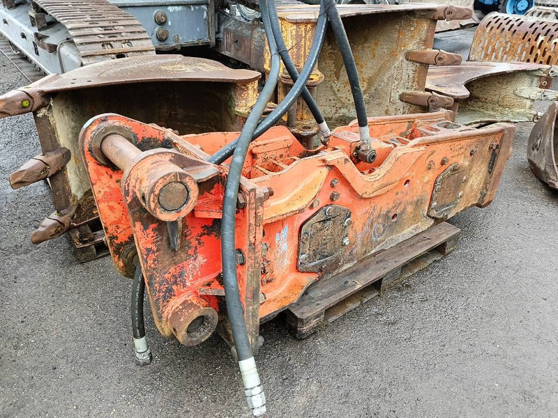 NPK E 210 GH9 hamer hammer hydraulic 18-25 ton 2000 - Hidraulinis kūjis - Statybinė technika: foto 2 NPK E 210 GH9 hamer hammer hydraulic 18-25 ton 2000 - Hidraulinis kūjis - Statybinė technika: foto 2