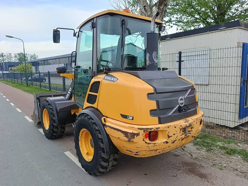 Volvo L 20 F-P shovel wiellader loader lader 2012 bak - Ratinis krautuvas: foto 4 Volvo L 20 F-P shovel wiellader loader lader 2012 bak - Ratinis krautuvas: foto 4