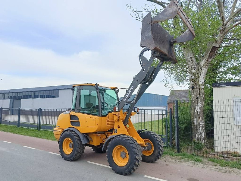 Volvo L 20 F-P shovel wiellader loader lader 2012 bak - Ratinis krautuvas: foto 2 Volvo L 20 F-P shovel wiellader loader lader 2012 bak - Ratinis krautuvas: foto 2