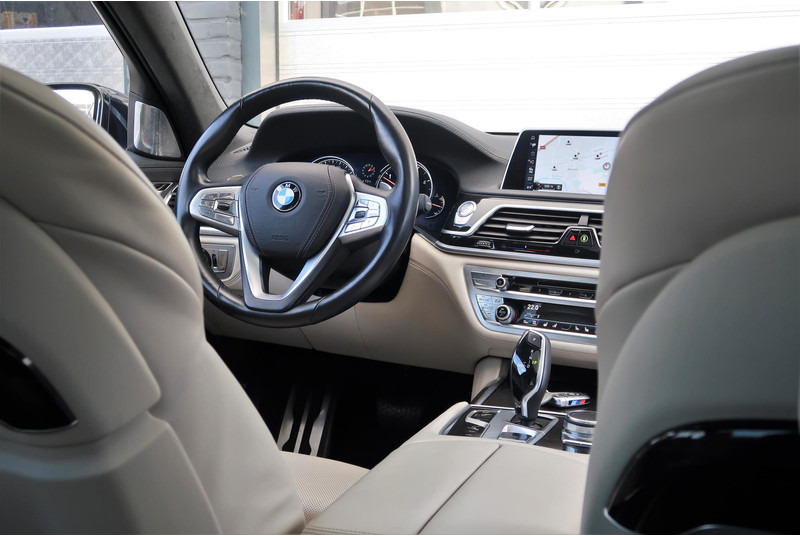 BMW 7 Serie 740Ld xDrive High Executive M-PAKKET/ MASSAGE/ PANO/ DEALER OND/ VOL! - Sedanas: foto 5 BMW 7 Serie 740Ld xDrive High Executive M-PAKKET/ MASSAGE/ PANO/ DEALER OND/ VOL! - Sedanas: foto 5