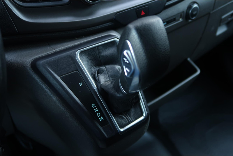 Ford Transit 330 2.0 TDCI L3H2 DC AUT/ CAMERA/ ACC/ AIRCO/ TREKHAAK - Mažas furgonas, Komercinis automobilis su dviguba kabina: foto 4 Ford Transit 330 2.0 TDCI L3H2 DC AUT/ CAMERA/ ACC/ AIRCO/ TREKHAAK - Mažas furgonas, Komercinis automobilis su dviguba kabina: foto 4